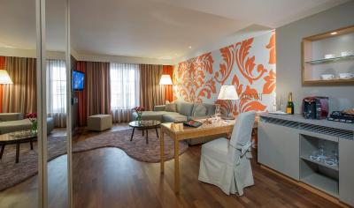 بست وسترن پلاس داس تیگرا