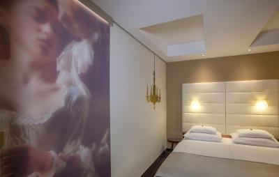 بست وسترن پلاس داس تیگرا