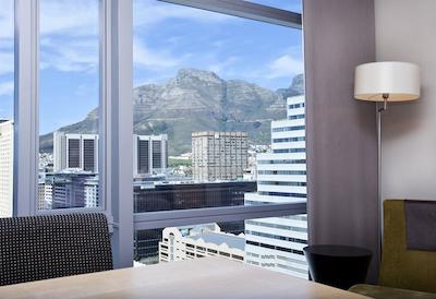 وستین کیپ تاون