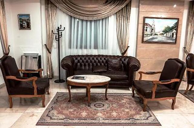 آکروپات اولد سیتی هتل