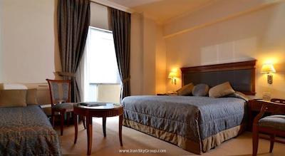 آتن اتریوم هتل اند جکوزی سوئیتس