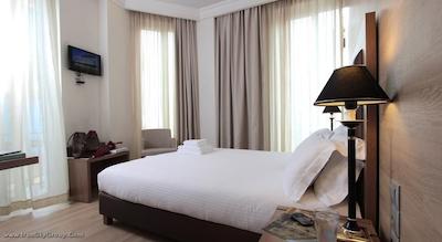 آتن لوتوس هتل