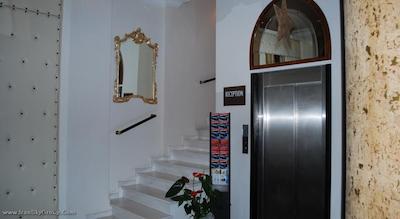 آتن لوتوس هتل