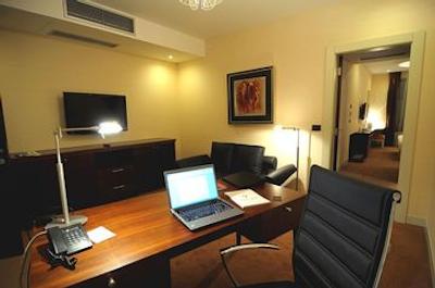 کریستال بلگراد