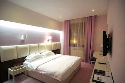 کریستال بلگراد