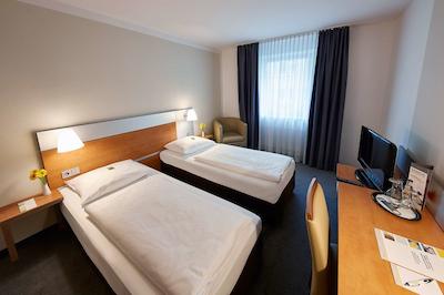 جی هتل هتل اند لیوینگ مونچن-نیمفنبورگ