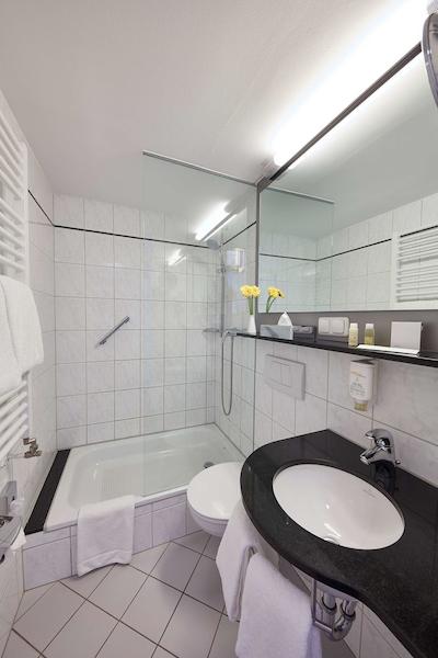 جی هتل هتل اند لیوینگ مونچن-نیمفنبورگ