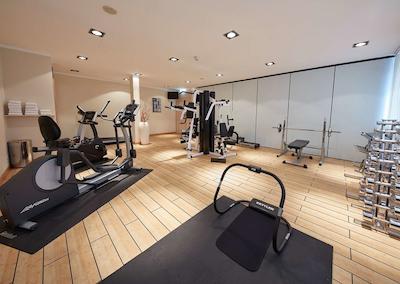 جی هتل هتل اند لیوینگ مونچن-نیمفنبورگ