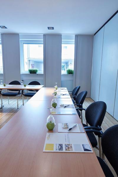 جی هتل هتل اند لیوینگ مونچن-نیمفنبورگ