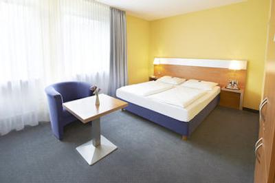 جی هتل هتل اند لیوینگ مونچن-نیمفنبورگ