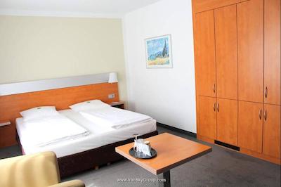 جی هتل هتل اند لیوینگ مونچن-نیمفنبورگ