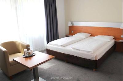 جی هتل هتل اند لیوینگ مونچن-نیمفنبورگ