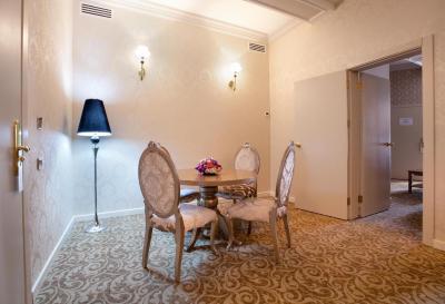 تیاترو بوتیک هتل