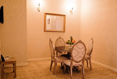 تیاترو بوتیک هتل