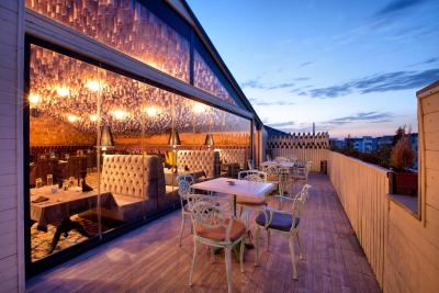 تیاترو بوتیک هتل