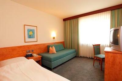 هتل ام موسفلد