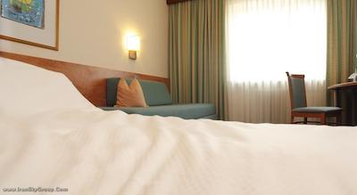 هتل ام موسفلد