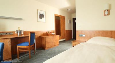 هتل ام موسفلد