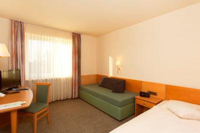 هتل ام موسفلد