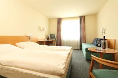 هتل ام موسفلد