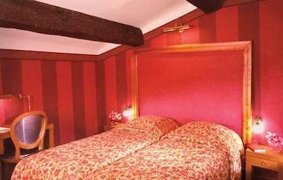 آدونیس مارسیل ویوکس-پورت هتل دو پالایس