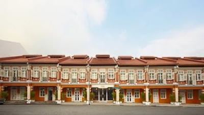 ناومی لیورا