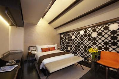 ناومی لیورا