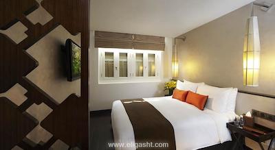 ناومی لیورا