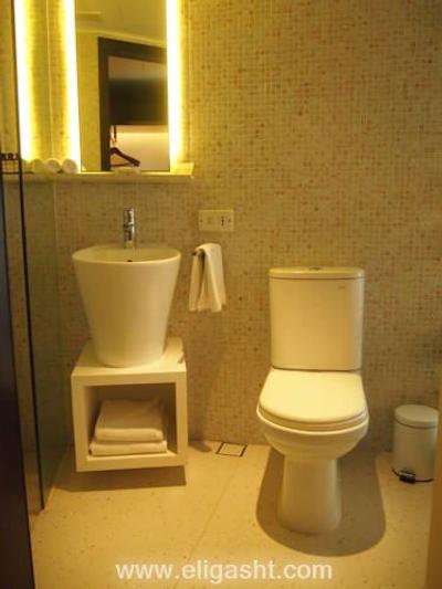 ناومی لیورا