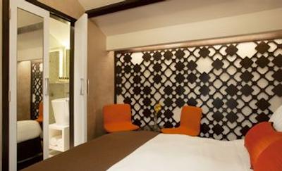 ناومی لیورا