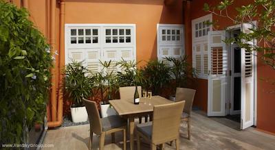 ناومی لیورا