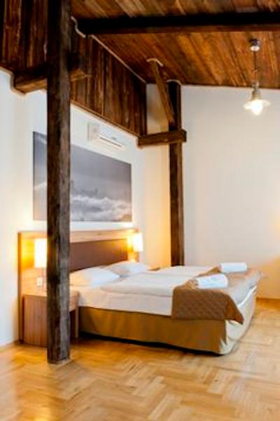 پرگامین اپارتهتل