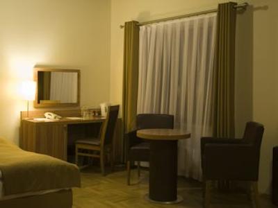 پرگامین اپارتهتل