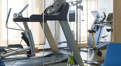 ان اچ کالکشن برلین میته ام چکپوینت چارلی