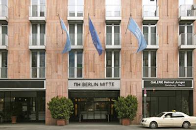 ان اچ کالکشن برلین میته ام چکپوینت چارلی