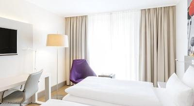 ان اچ کالکشن برلین میته ام چکپوینت چارلی