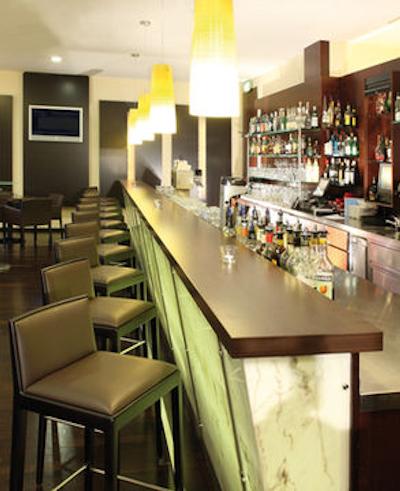 ان اچ کالکشن برلین میته ام چکپوینت چارلی