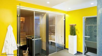 ان اچ کالکشن برلین میته ام چکپوینت چارلی