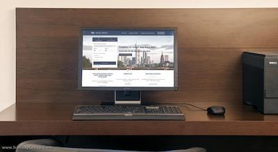 ان اچ کالکشن برلین میته ام چکپوینت چارلی