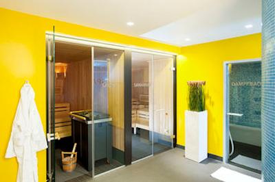 ان اچ کالکشن برلین میته ام چکپوینت چارلی