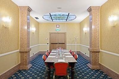 اس اچ جی هتل ساتولو ورونا