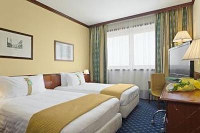 اس اچ جی هتل ساتولو ورونا