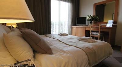 آچیلیون هتل