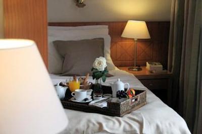 آچیلیون هتل