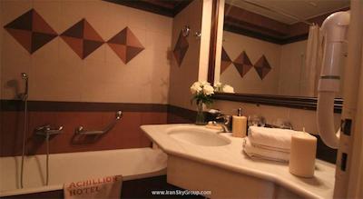 آچیلیون هتل