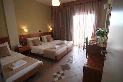 آچیلیون هتل