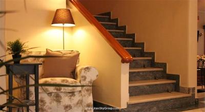 آچیلیون هتل