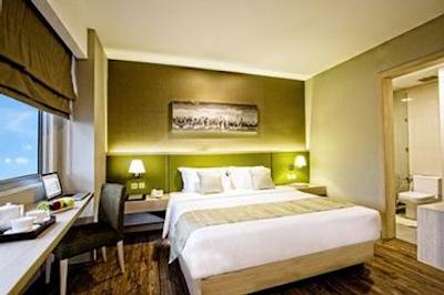 گرند ویز کلاپا گادینگ