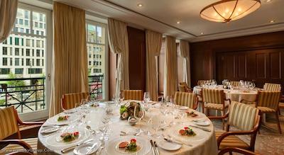 ادلون کمپینسکی