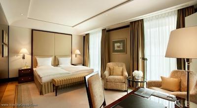 ادلون کمپینسکی